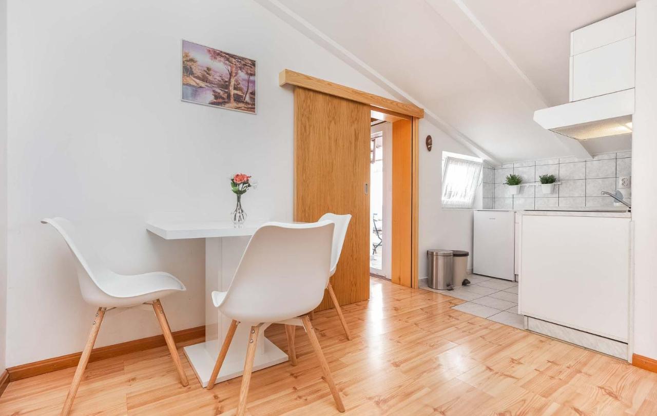 Zlata Apartamento Poreč Exterior foto