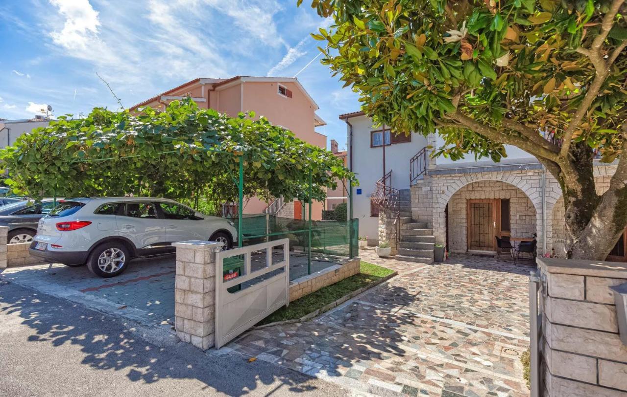 Zlata Apartamento Poreč Exterior foto
