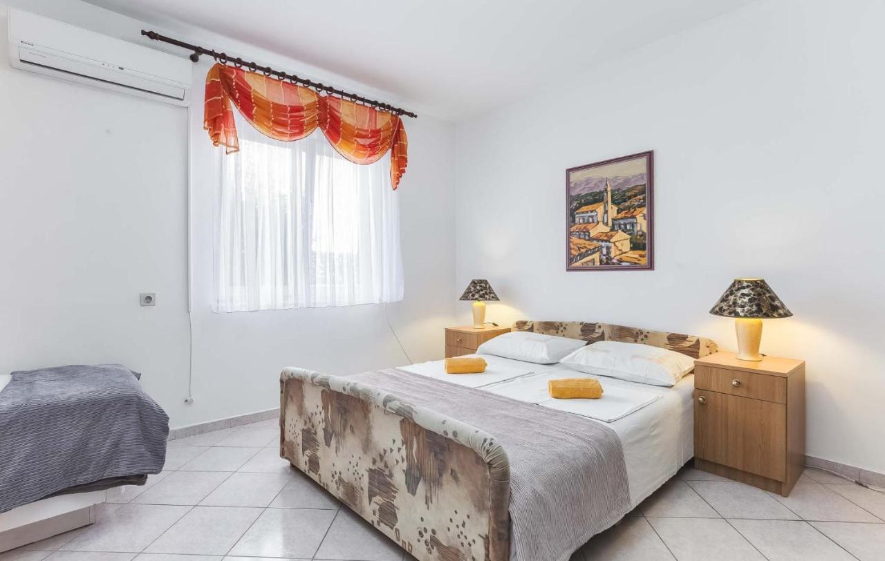 Zlata Apartamento Poreč Exterior foto