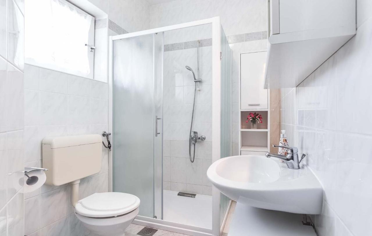 Zlata Apartamento Poreč Exterior foto