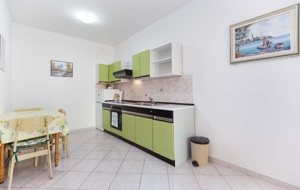 Zlata Apartamento Poreč Exterior foto