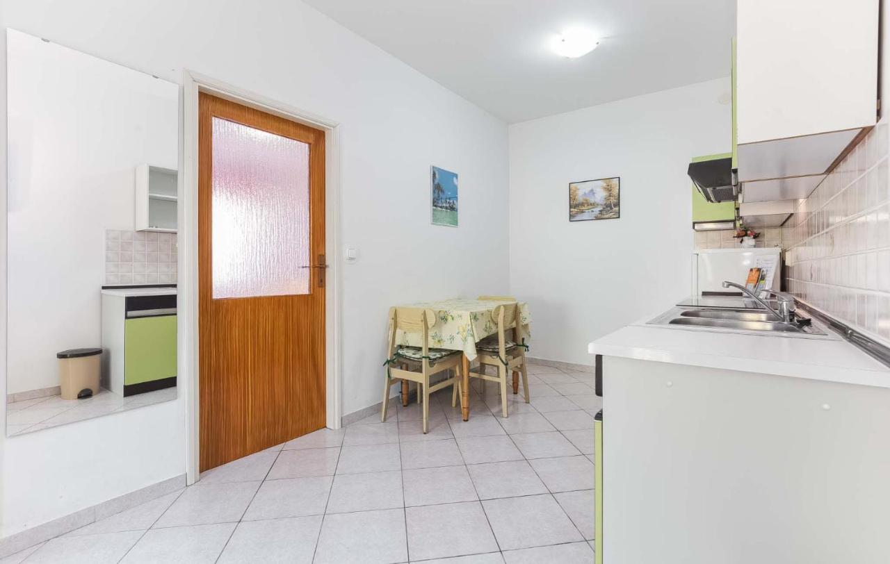 Zlata Apartamento Poreč Exterior foto