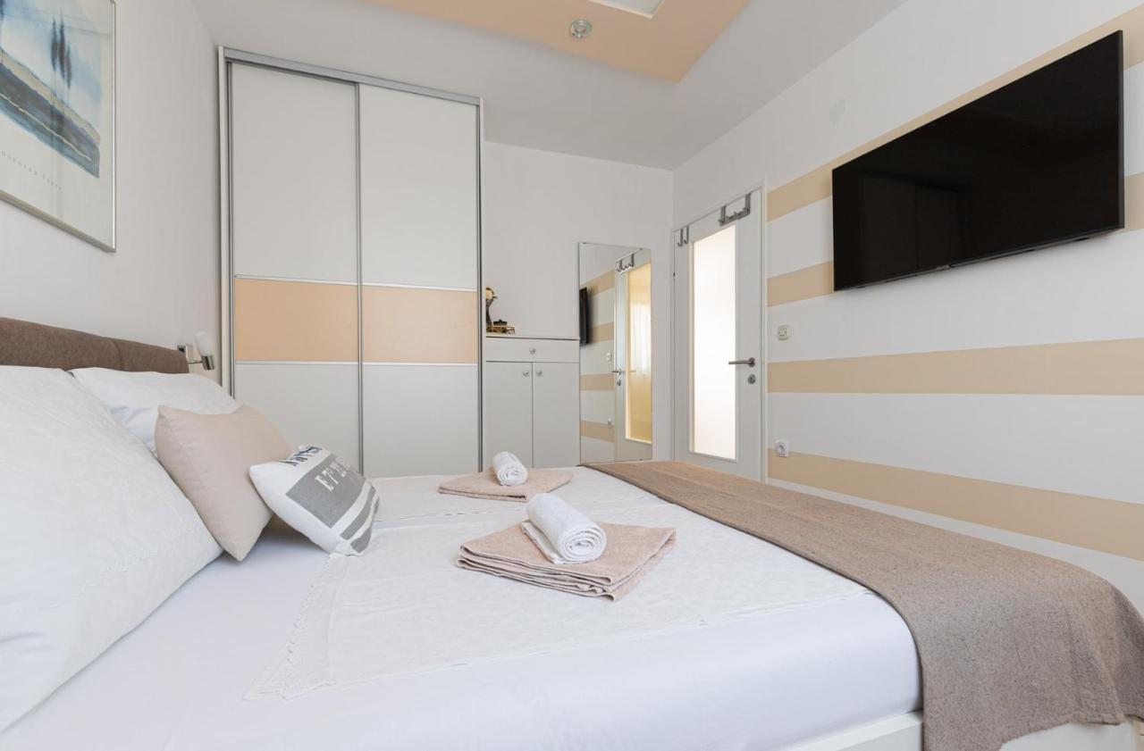 Zlata Apartamento Poreč Exterior foto